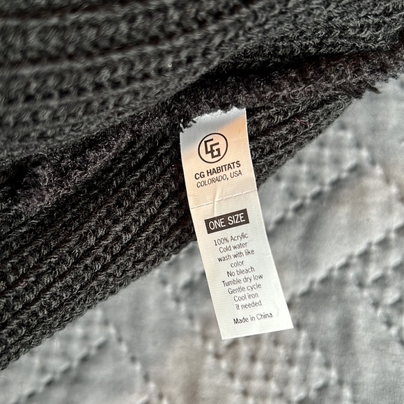 NWT CG Habitats : Shoreline Tahoe Black Beanie - Picture 4 of 5